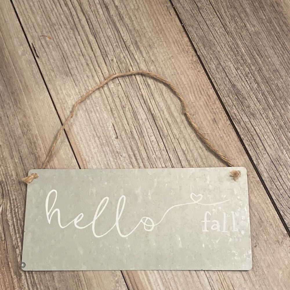 Metal Hanging Fall Decor - Picture 2 of 5